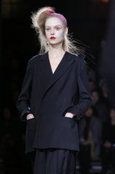 DÉFILÉS Yohji Yamamoto