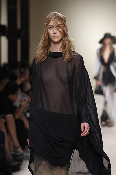 DÉFILÉS Ann Demeulemeester