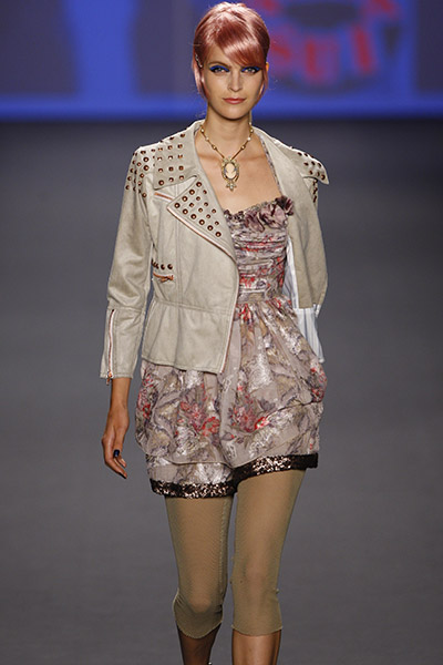 DÉFILÉS Anna Sui