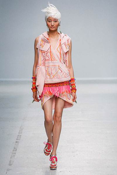 DÉFILÉS Manish Arora